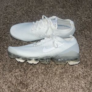 White Vapormax
